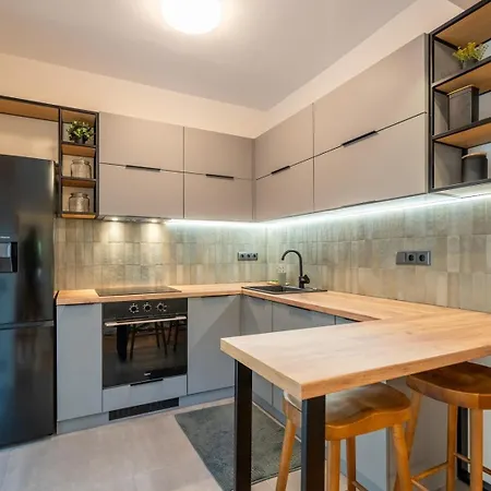 Stylish One-bedroom Haven Near Doctor Garden Sofia