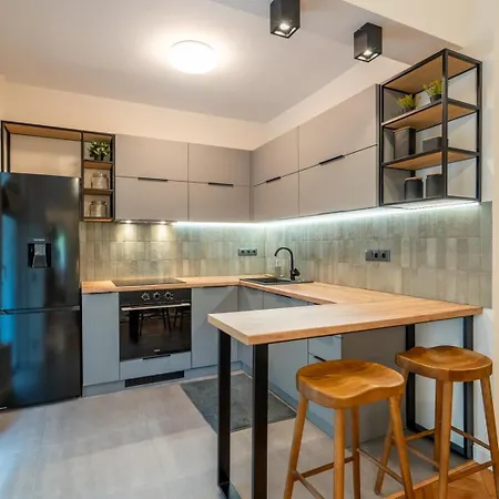 Stylish One-bedroom Haven Near Doctor Garden