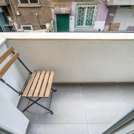 Stylish One-bedroom Haven Near Doctor Garden Apartment
