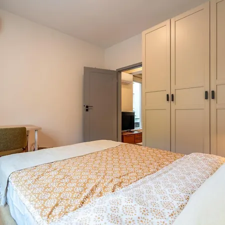 Apartment Stylish One-bedroom Haven Near Doctor Garden Sofia