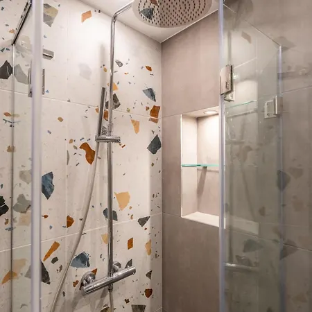 Apartmán Stylish One-bedroom Haven Near Doctor Garden *